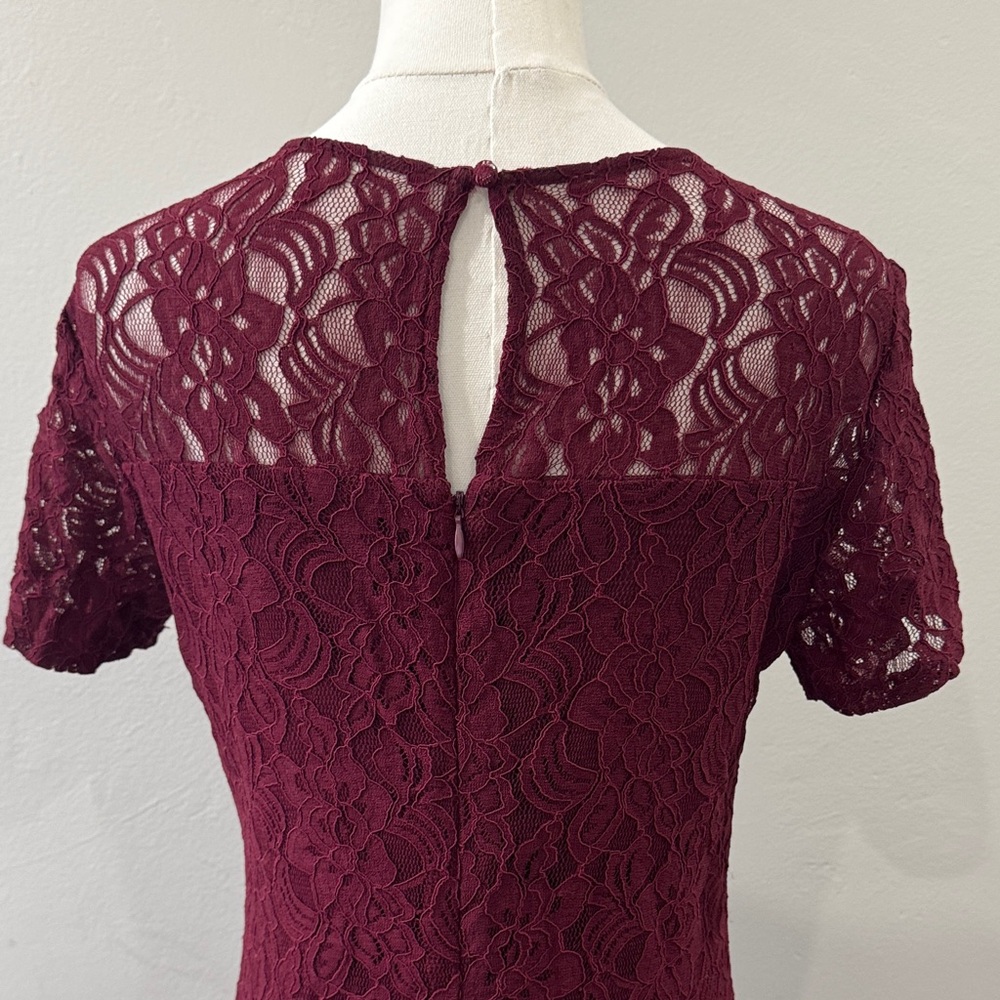 NWT 41 Hawthorn Burgundy Lace Dress | Size Medium | Elegant Semi-Formal MIDI - Picture 5 of 11